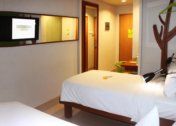 Maxonehotels.Com At Sabang